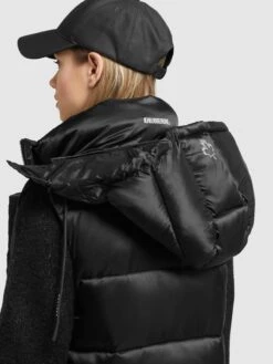 Khujo Bodywarmers Bodywarmer Tourin Dames Zwart -Mode Kleding 0c2adb6113afb417be072dbdb1b4be5f