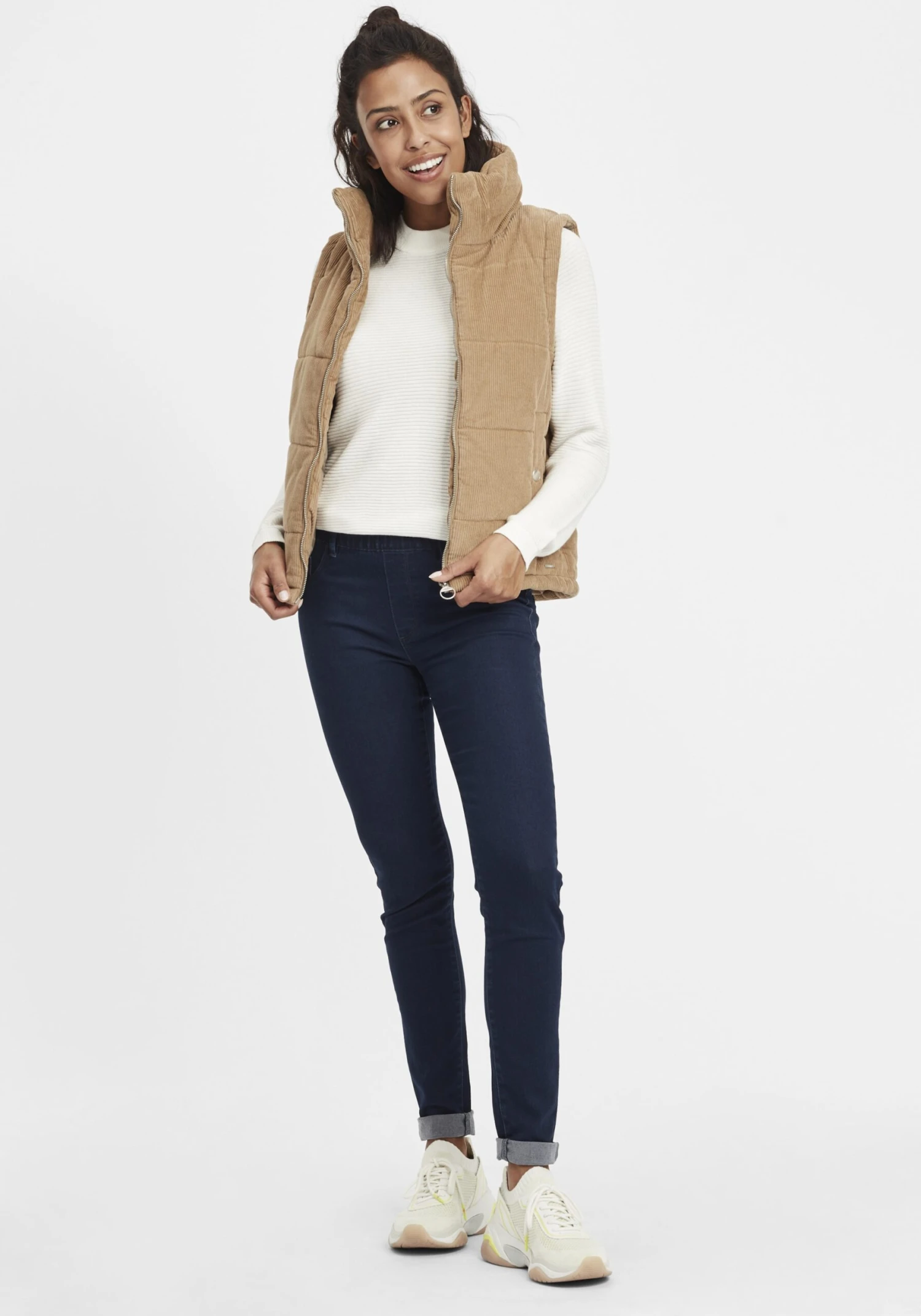 Bodywarmers Bodywarmer Videma Dames Bruin OXMO Bodywarmers Bodywarmer Videma Dames Bruin -Mode Kleding 76420be592fc63da67a09f88d6ad729f scaled